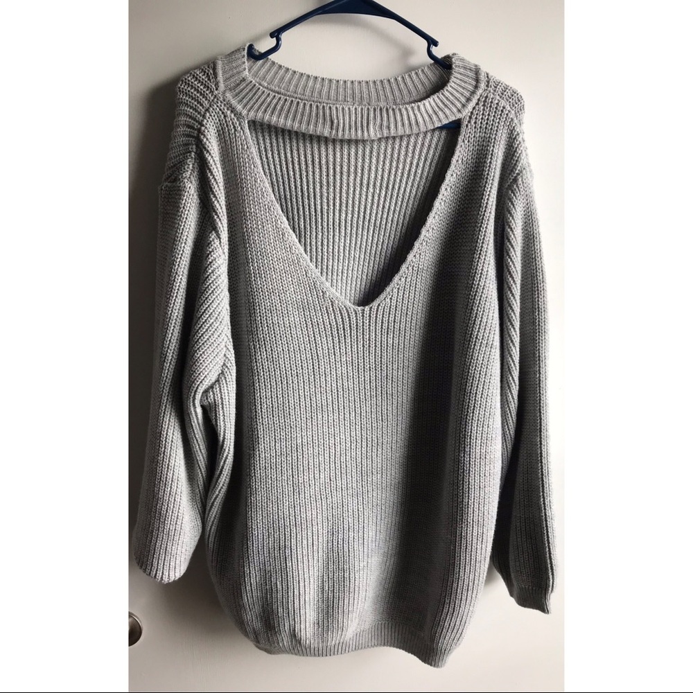 BooHoo Plus Sweater w/ Back Cut Out & Side Splits